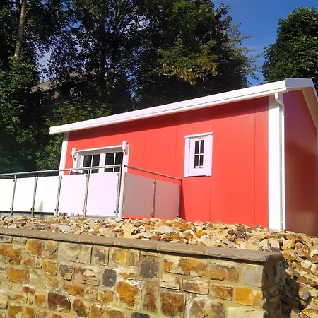 In Westerwald Mit Grill Und Terrasse